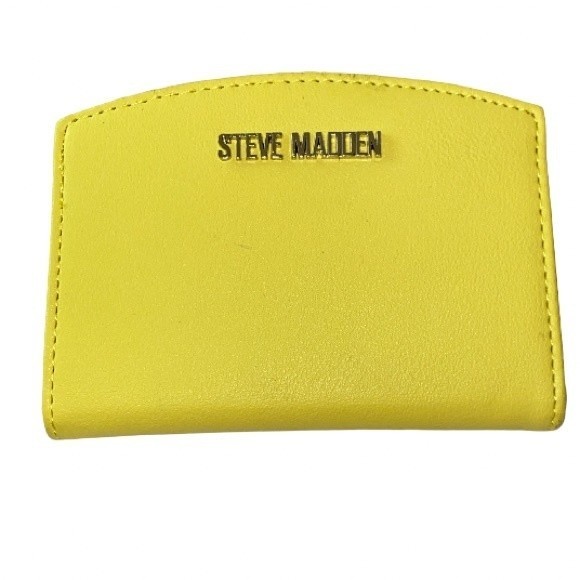 STEVE MADDEN  B Caseyy Walllet Card Holder logo spell gold 4”X 5.5” - Picture 8 of 8